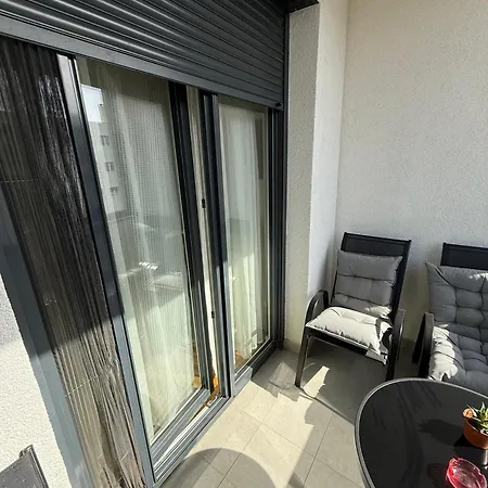 Apartman Lana With Private Parking